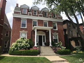 Building Photo - 186 Bidwell Pkwy
