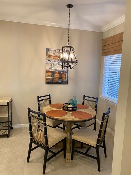 Building Photo - 13823 Messina Loop