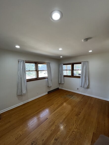 Building Photo - 4141 N 84th St