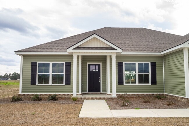 Building Photo - 408 S Zetterower Ave