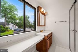 Building Photo - 132 Pinecrest Ln