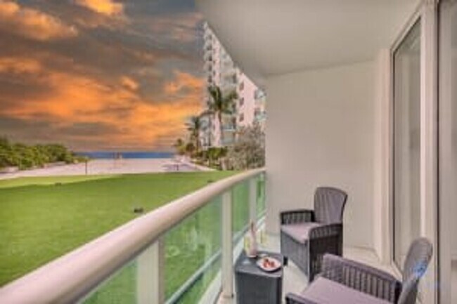 Building Photo - 3801 S Ocean Dr