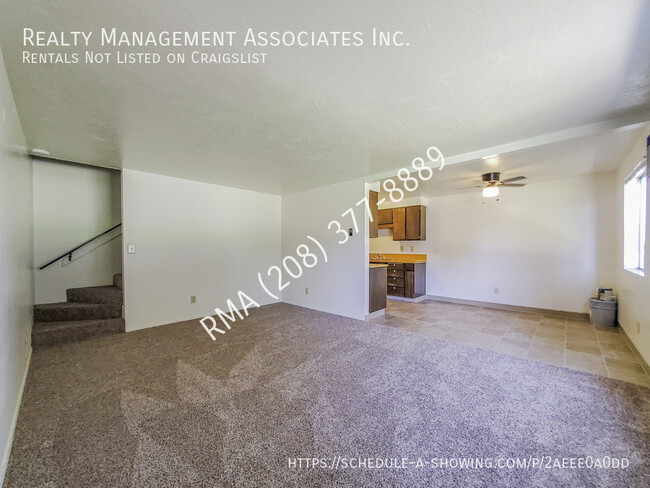 Building Photo - 657 White Cloud Dr