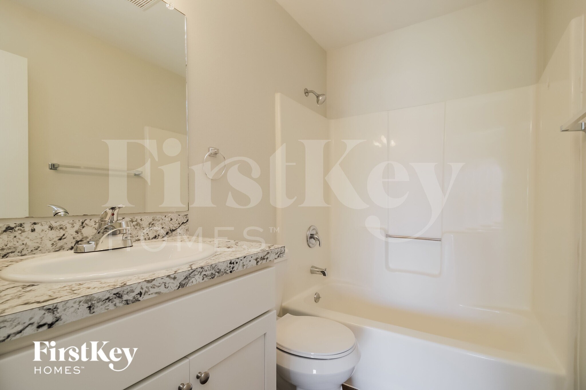 Building Photo - 2416 Lackland Dr