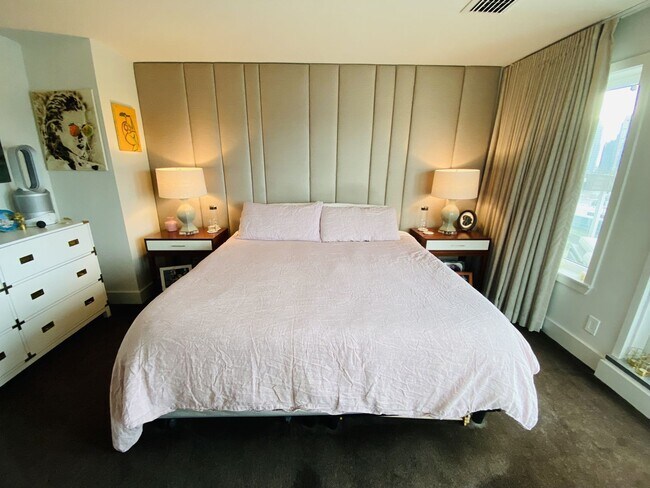 Building Photo - 420 Melrose Condominiums ~ Capitol Hill