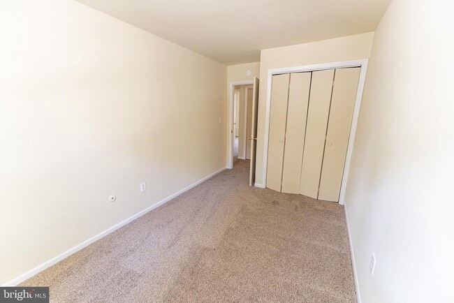 Building Photo - 746 Hemlock St
