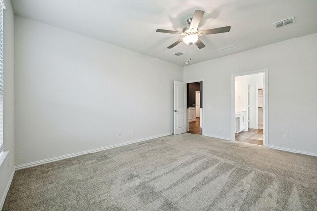 Building Photo - 2412 Rooster Ln