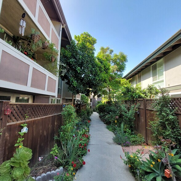 Walkway below condo - 6605 Green Valley Cir