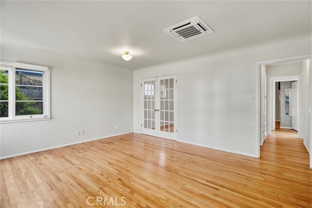 Building Photo - 171 Costa Mesa St