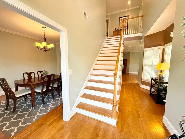 Building Photo - 4228 Pine Hollow Dr