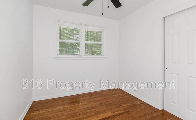 Building Photo - 1609 NE 60th Terrace