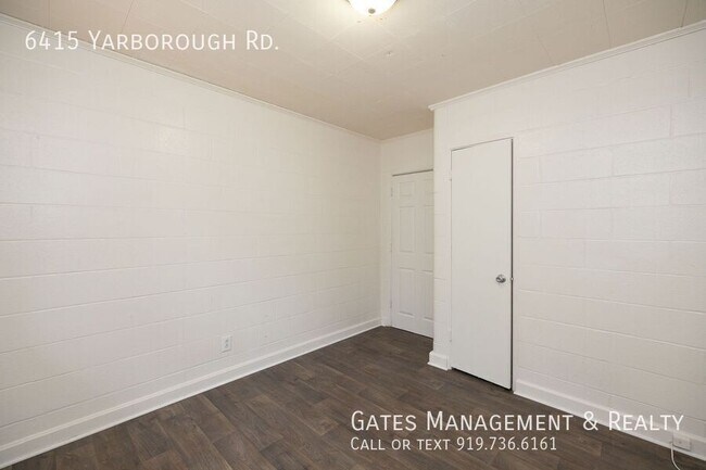 Building Photo - 6415 Yarborough Rd