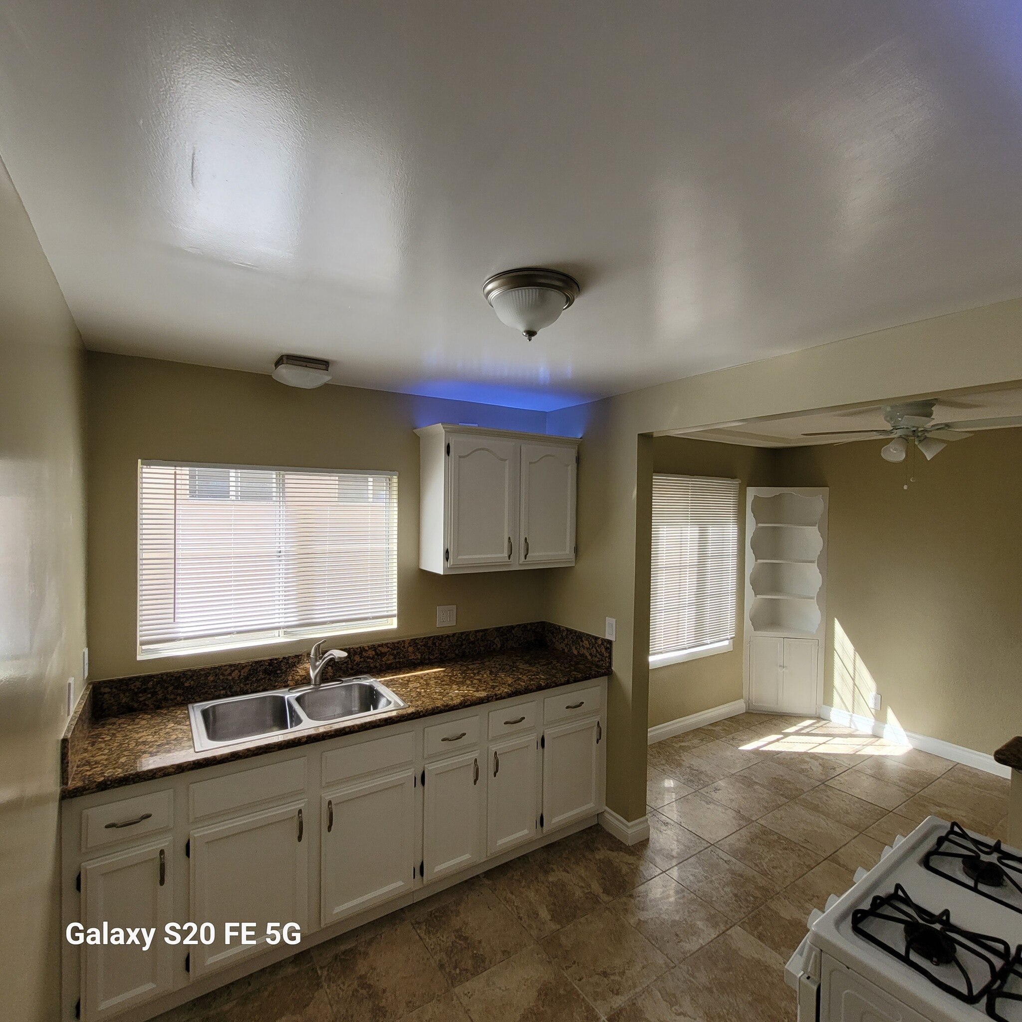 Building Photo - 1424 Orizaba Ave