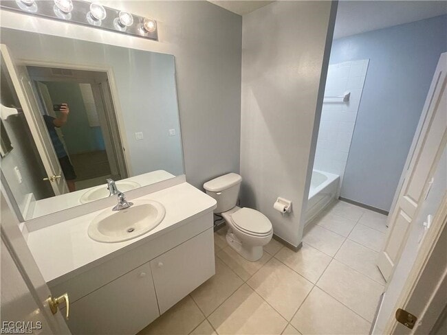 Building Photo - 8550 Kingbird Loop