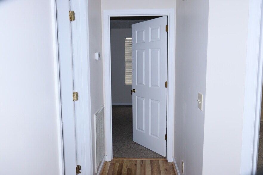 Building Photo - 3924 Calumet Dr