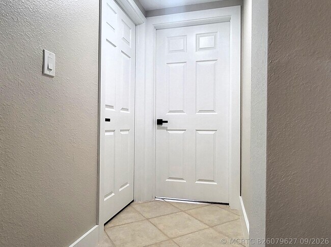 Building Photo - 6418 Emerald Dunes Dr