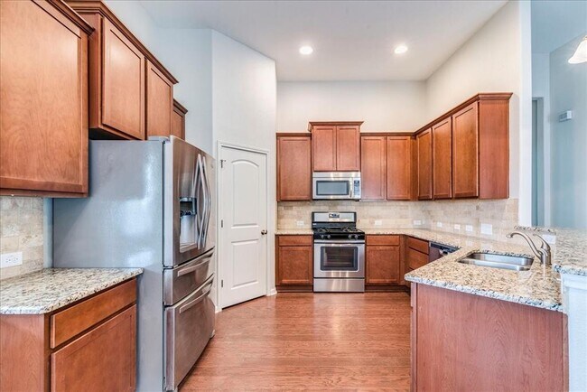 Building Photo - 13000 Alans Way