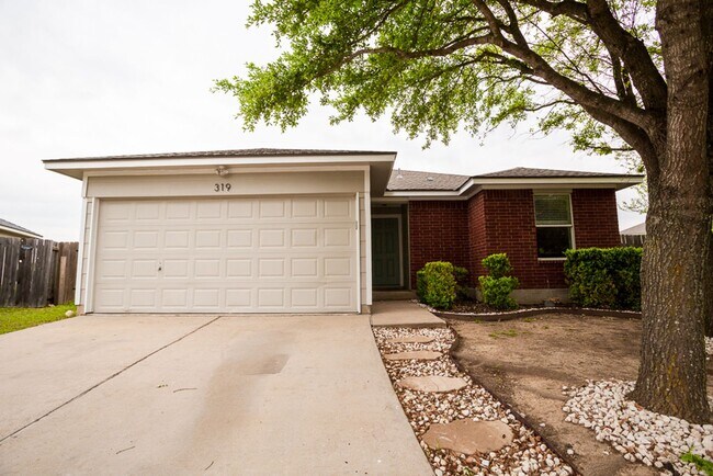 Primary Photo - Charming 3/BR 2/BA One-Story Home with Gar...