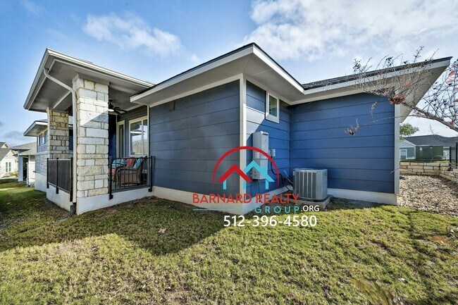 Building Photo - Application Pending: Beautiful Home in Kis...