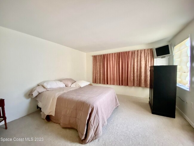 Building Photo - 110 Deleon Rd