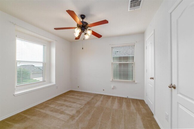 Building Photo - 321 Tordesillas Dr