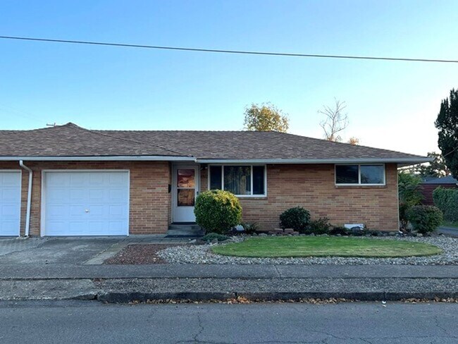 Primary Photo - haym01*