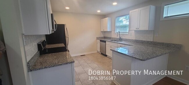 Building Photo - 1424 Winder St