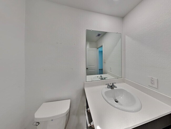 Building Photo - 18819 Charter Elm Dr