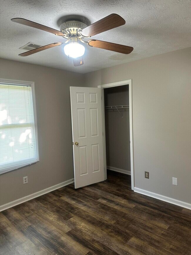 Building Photo - 1137 Iron Lace Ct