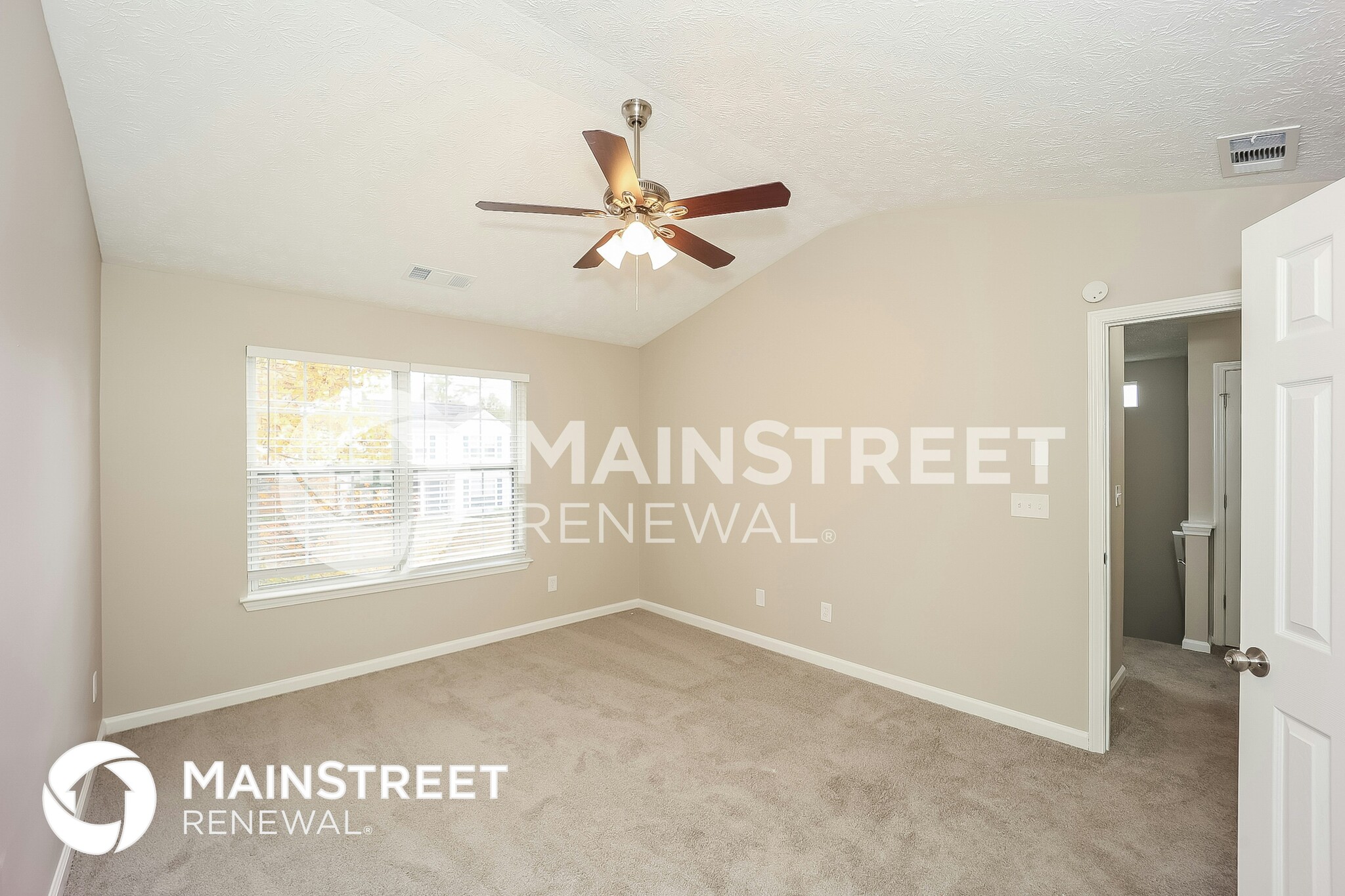 Building Photo - 1163 Millwood Dr