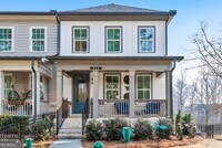 Building Photo - 320 Oak Arms Wy