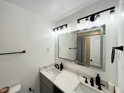 Building Photo - Modern 3BD, 2BA Near Downtown Durham with Assigned Off-Street Parking and Backyard