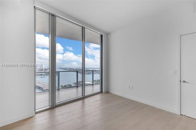 Building Photo - 1400 Biscayne Blvd