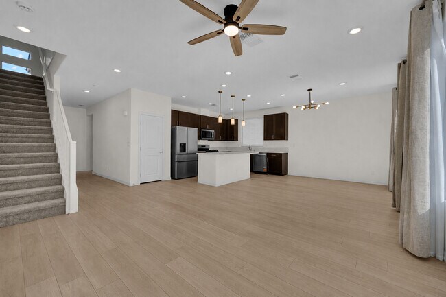 Building Photo - 10265 Restless River St