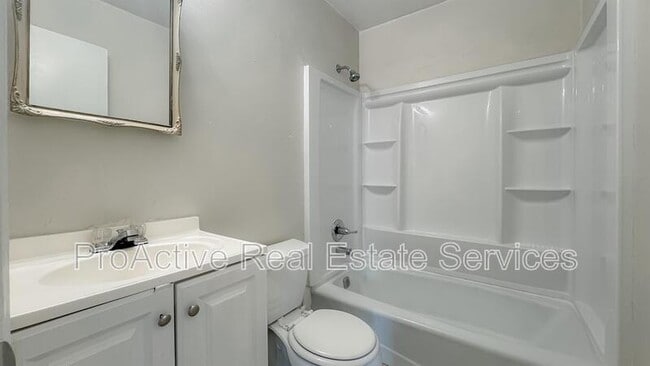 Building Photo - 4305 Tides Ct