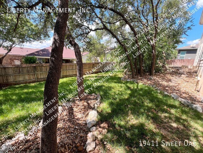 Building Photo - 19411 Sweet Oak