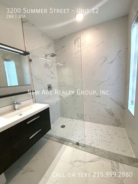 Building Photo - 3200 Summer St