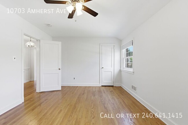 Building Photo - 10703 Amherst Ave