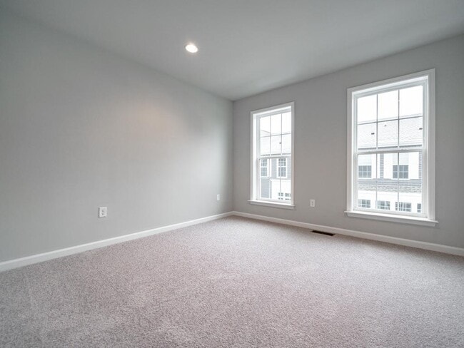 Building Photo - 2120 Westcott Ln