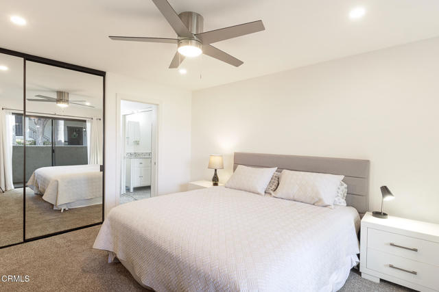 Building Photo - 2375 Martinique Ln