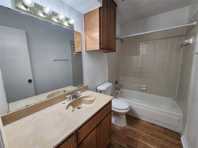 Building Photo - 1061 Irene St