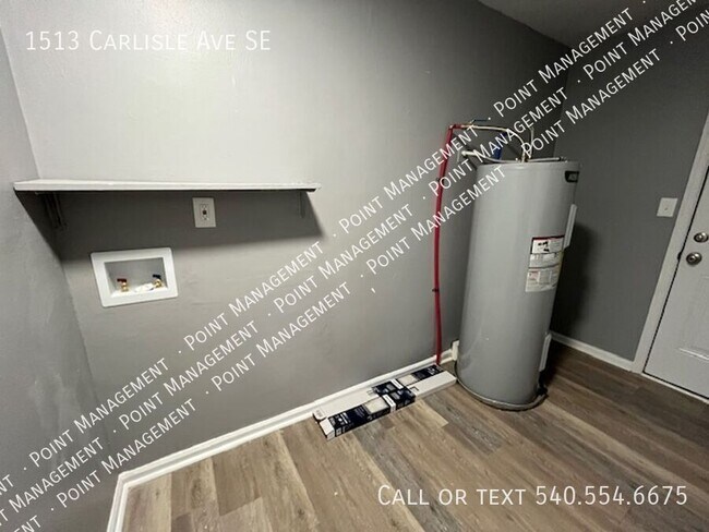 Building Photo - 1513 Carlisle Ave SE
