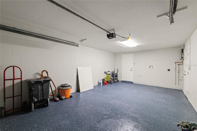 Building Photo - 6617 Harbor Dr