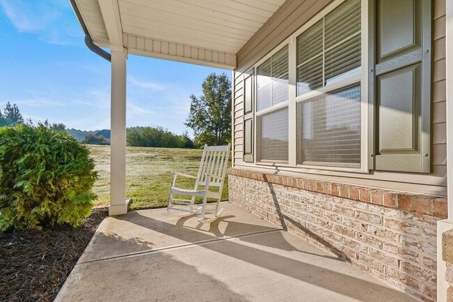 Building Photo - 501 Daylily Ct