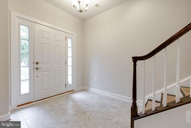 Building Photo - 7312 Taylor's Hill Ln
