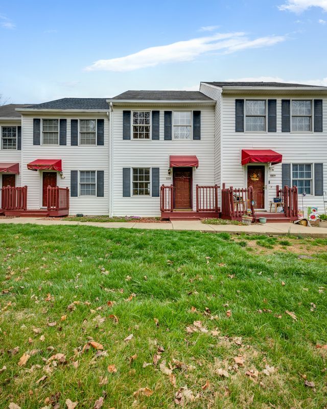 Building Photo - 659 Beaverview Dr