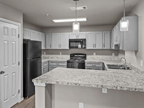 Building Photo - 6108 Abrams Rd