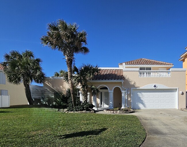 Primary Photo - Upscale Pool Home