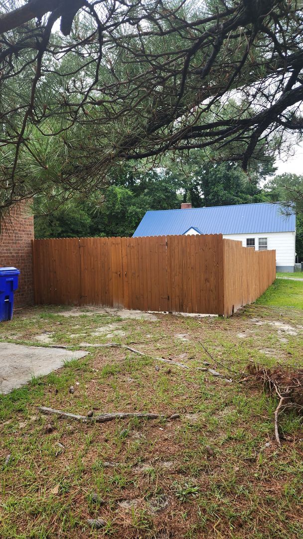 Building Photo - 1008 Brownlea Dr