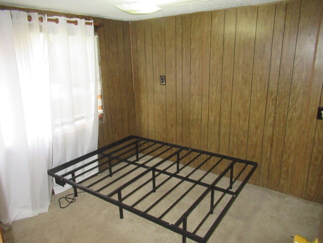 Building Photo - Cozy 2-Bedroom Home for Lease in Western Lincoln County – Move-In Ready!